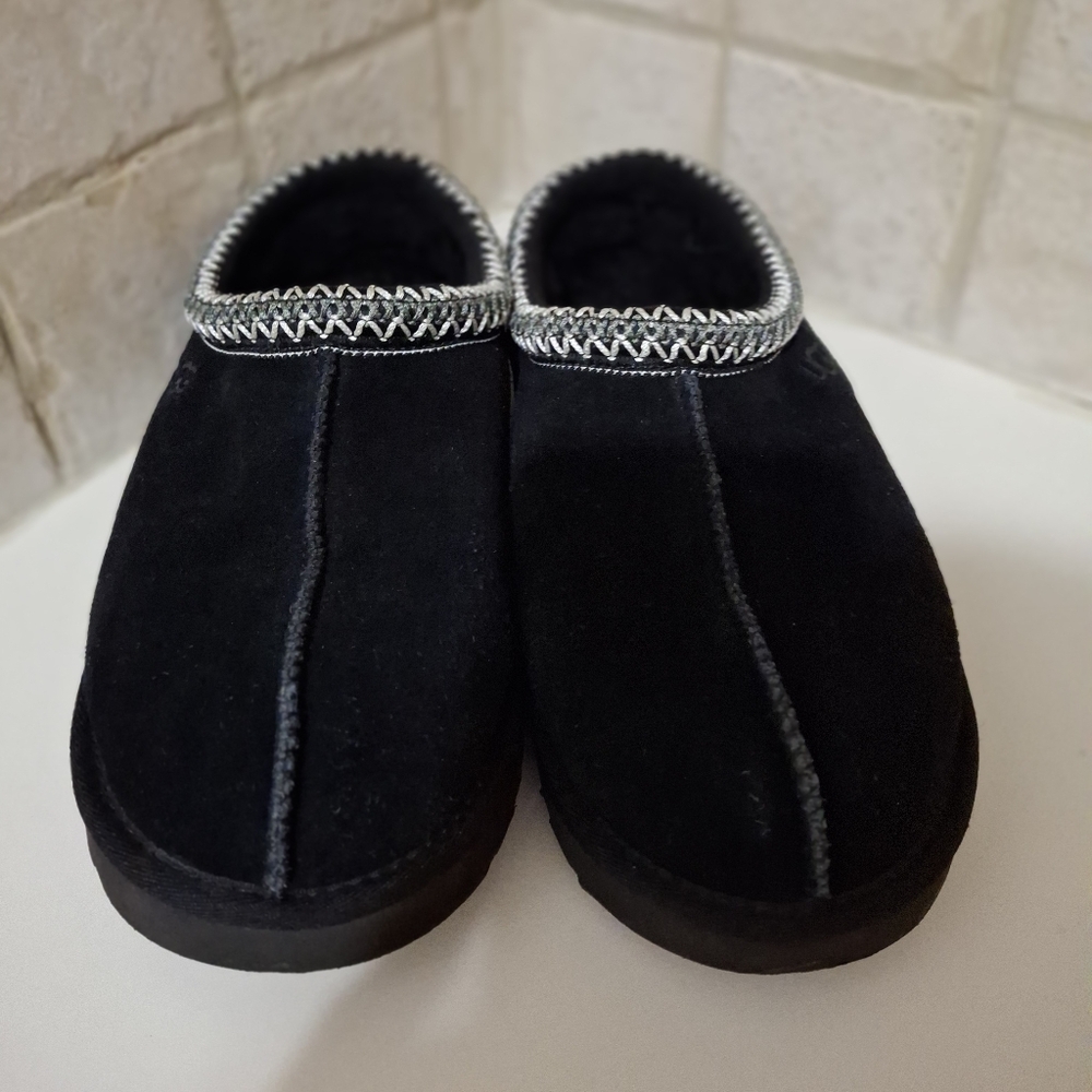 UGG Tasman Womens Black Slippers Size 10